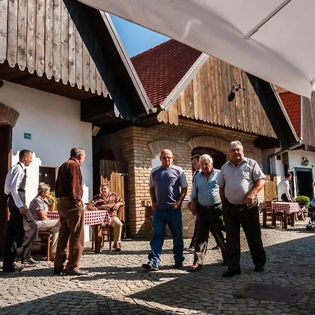 Ferienwohnung Sobe Na Vinskoj Cesti Zmajevac Exterior foto